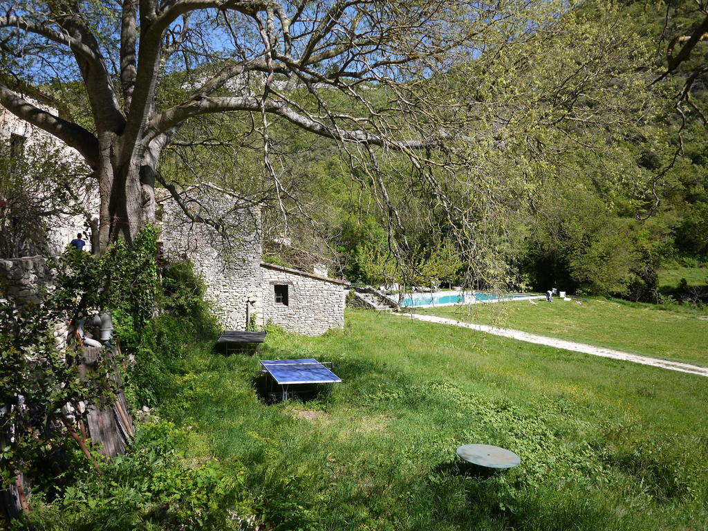 Auberge Des Seguins Buoux Екстер'єр фото
